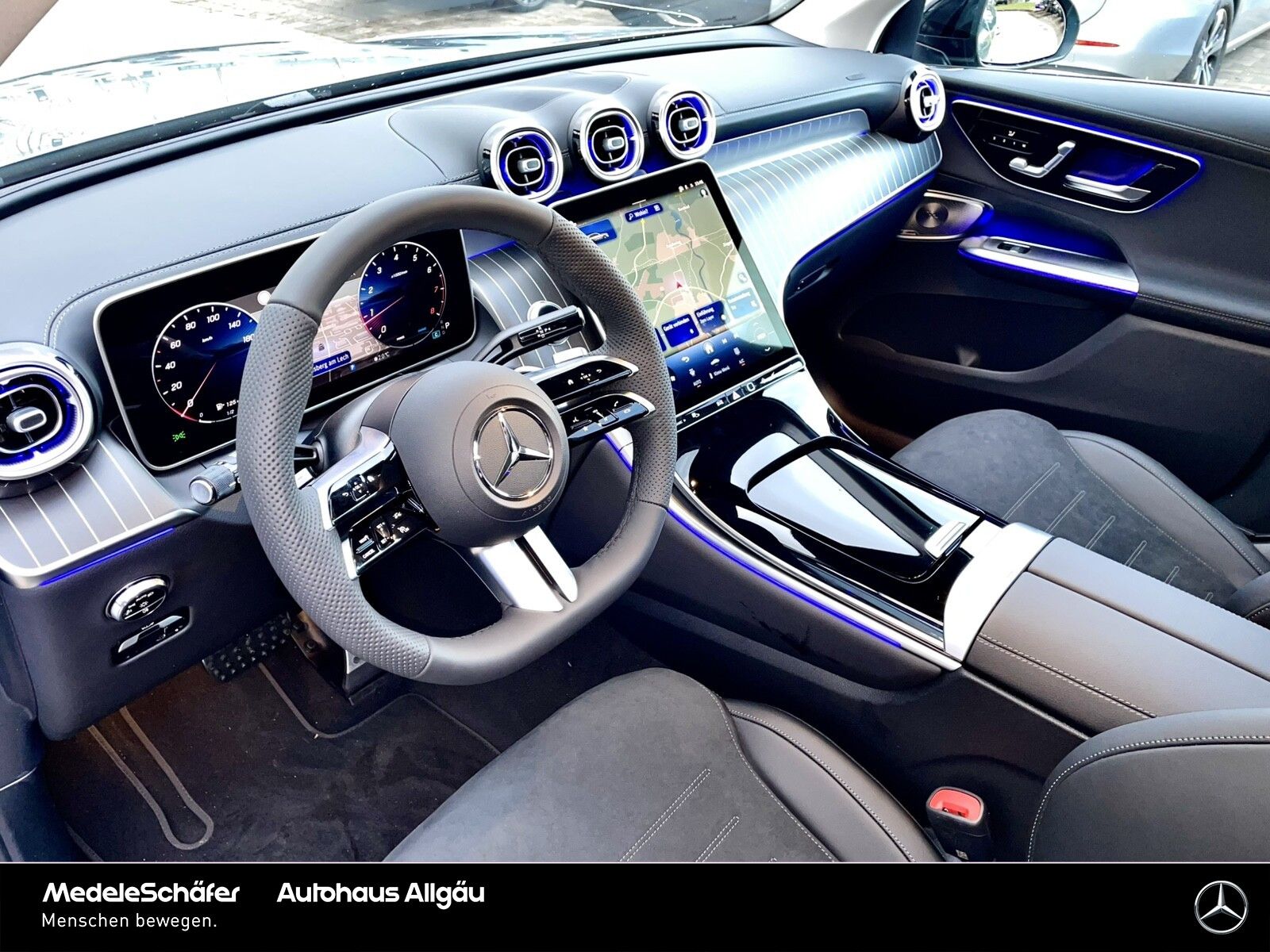 Mercedes-Benz GLC 300 4M AMG Night Distr AHK DigLi Burm3D Pano