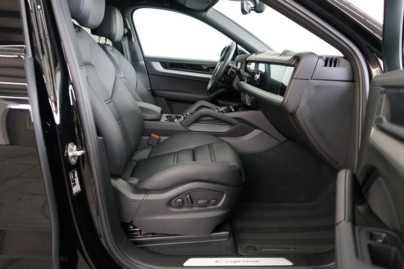 Porsche Cayenne Coupe E-Hybrid/P-Display/HeadUp/PDCC/MEG