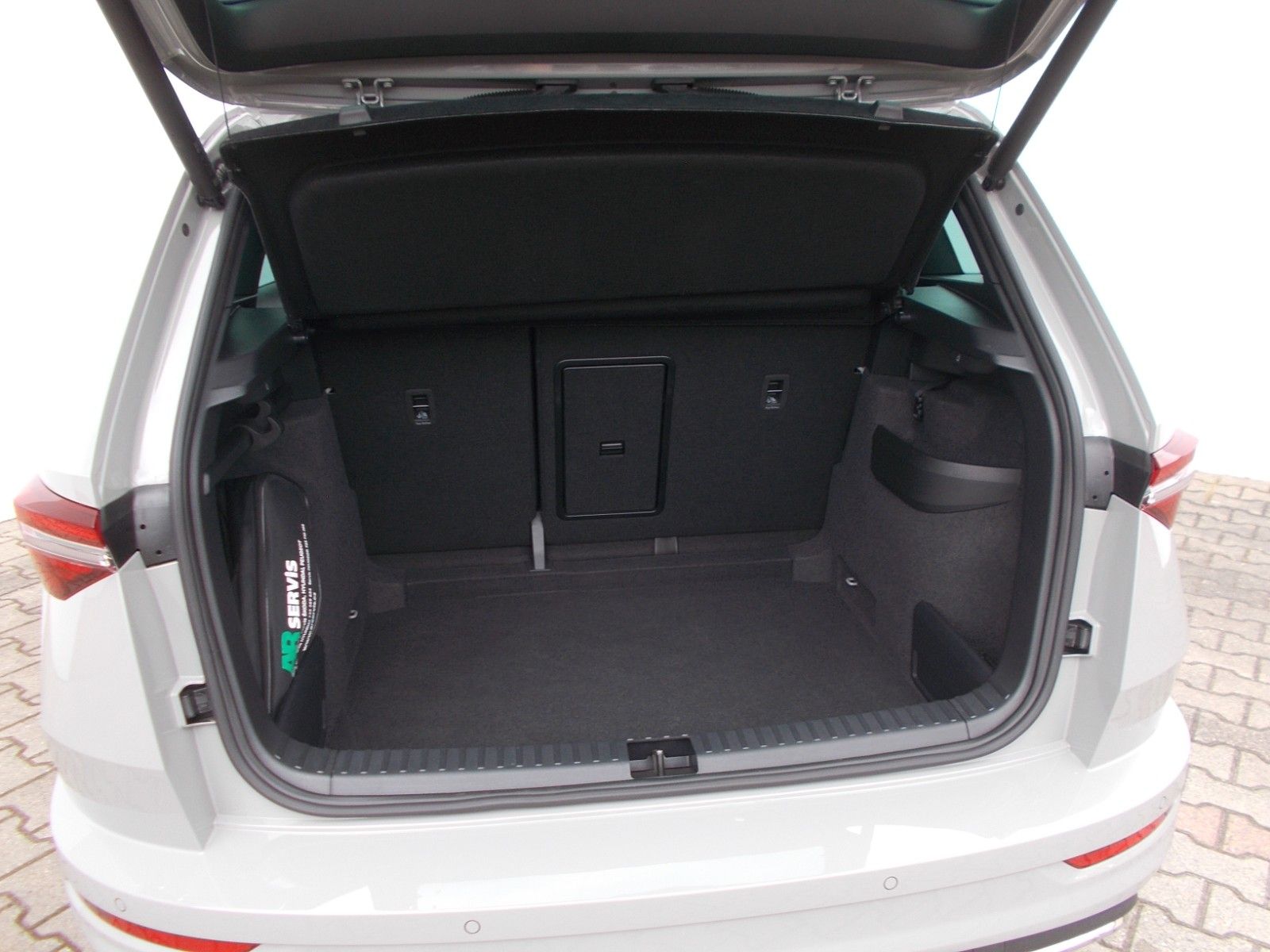 Skoda Karoq  1.5 TSI Sportline*DSG*Navi*LED *360° *AHK
