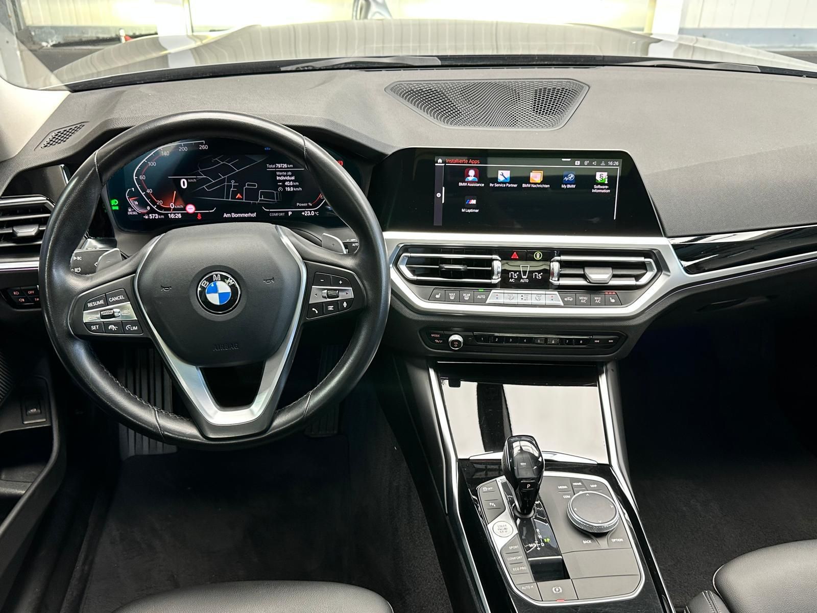 BMW 320d xDrive Touring Sport Line - Samsaru's Car Outlet
