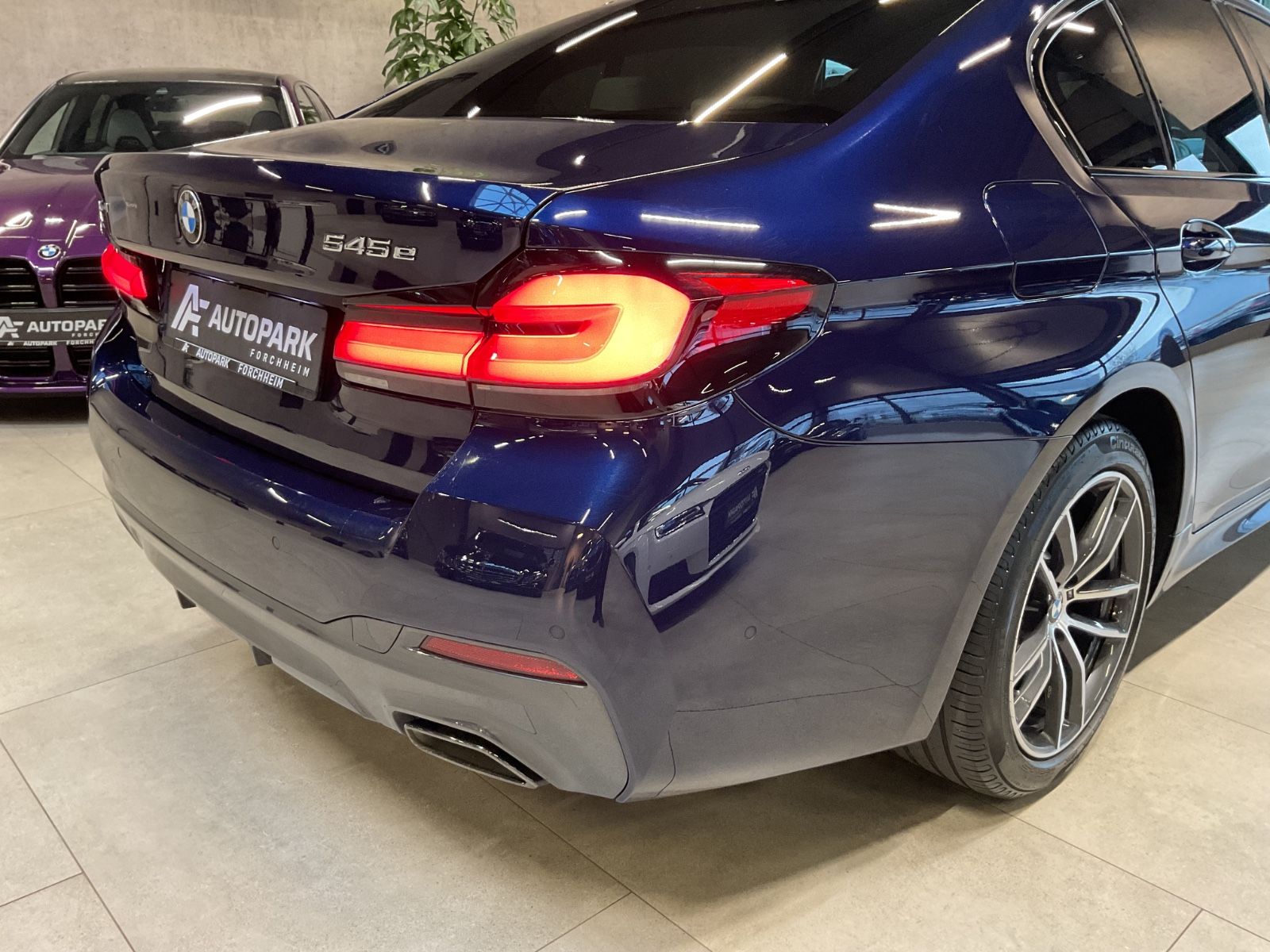BMW 545e xDr. M Paket Exclusivleder HuD Laserl.