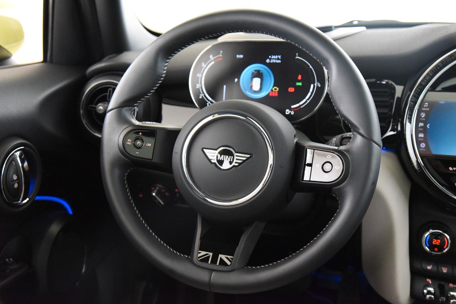 MINI Mini Cooper MINI Yours Trim - Samsaru's Car Outlet