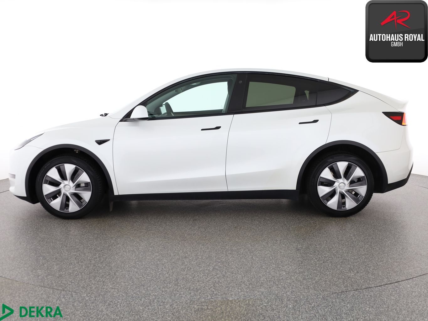 Tesla Model Y Long Range Dual AWD PANO,KEYLESS,360GRAD