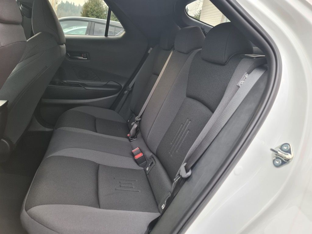 Toyota C-HR 1.8 Hybrid - Samsaru's Car Outlet