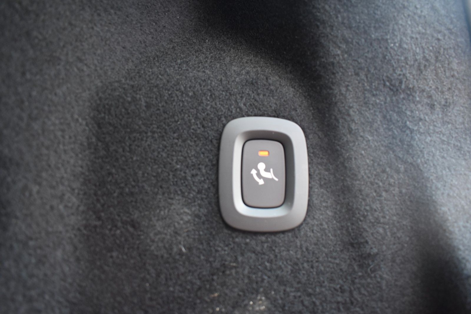 Volvo XC60 B5 AWD Plus Dark*H&K*FSHZG*360°*ACC*AHK