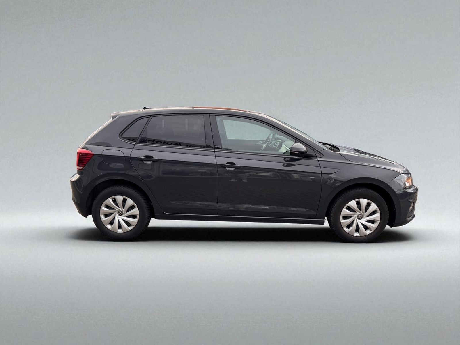 Volkswagen Polo Active DSG - Samsaru's Car Outlet