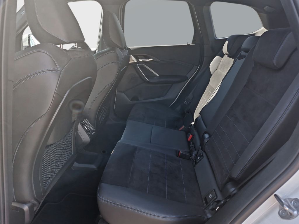 BMW X1 xDrive23i M Sportpaket - Samsaru's Car Outlet
