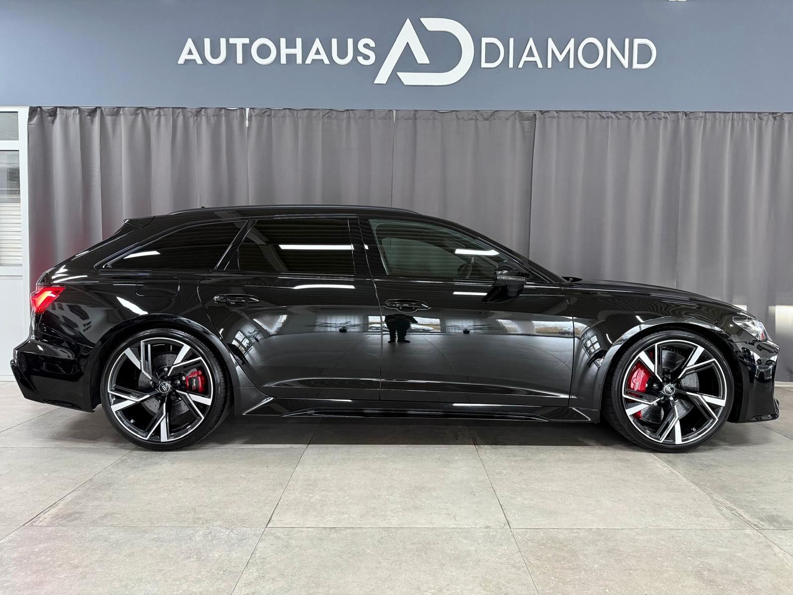 Audi Avant 4.0 TFSI quattro* KERAMIK *PANO *B&O*