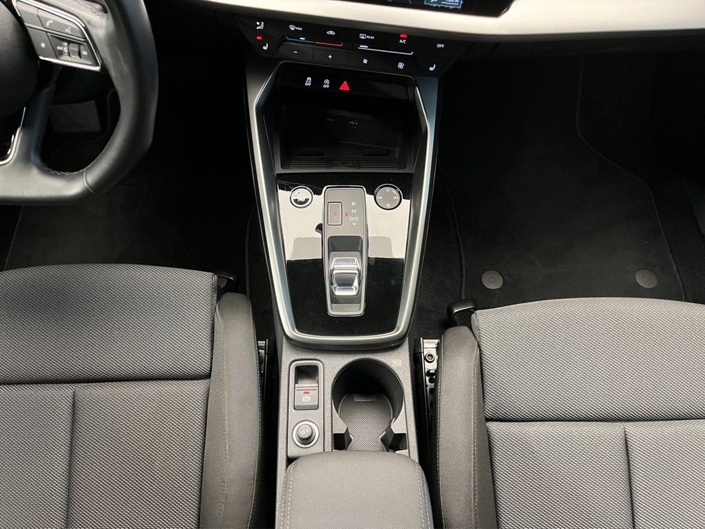 Audi A3 Sportback 35 TDI S tronic LED/Navi/Sitzheiz./