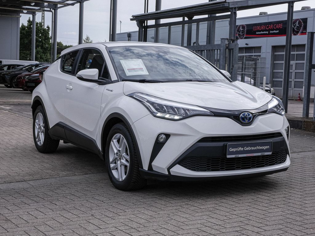 Toyota C-HR HYBRID Flow - Samsaru's Car Outlet