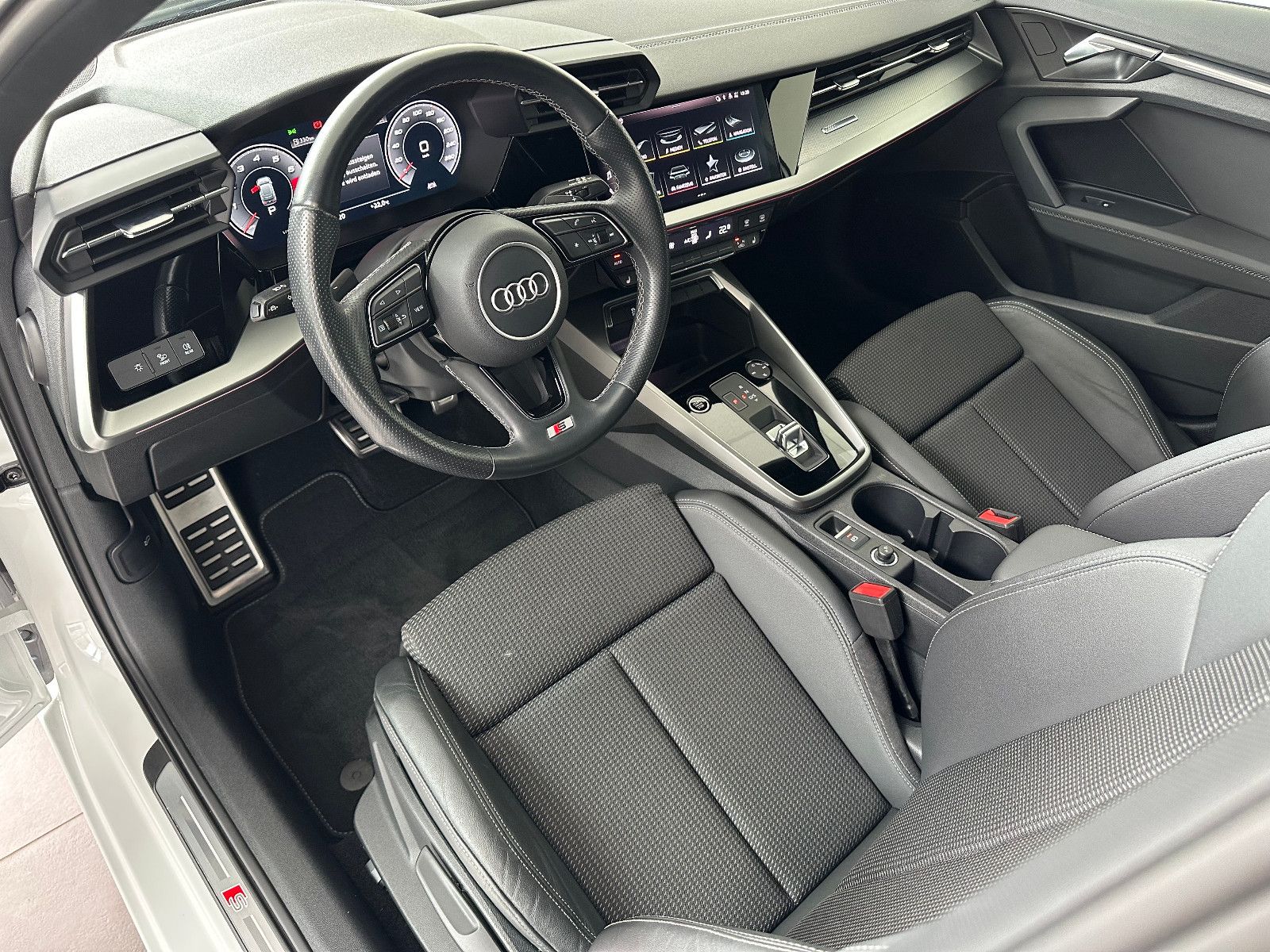 Audi A3 Sportback 35 TFSI S LINE EDT. - Samsaru's Car Outlet
