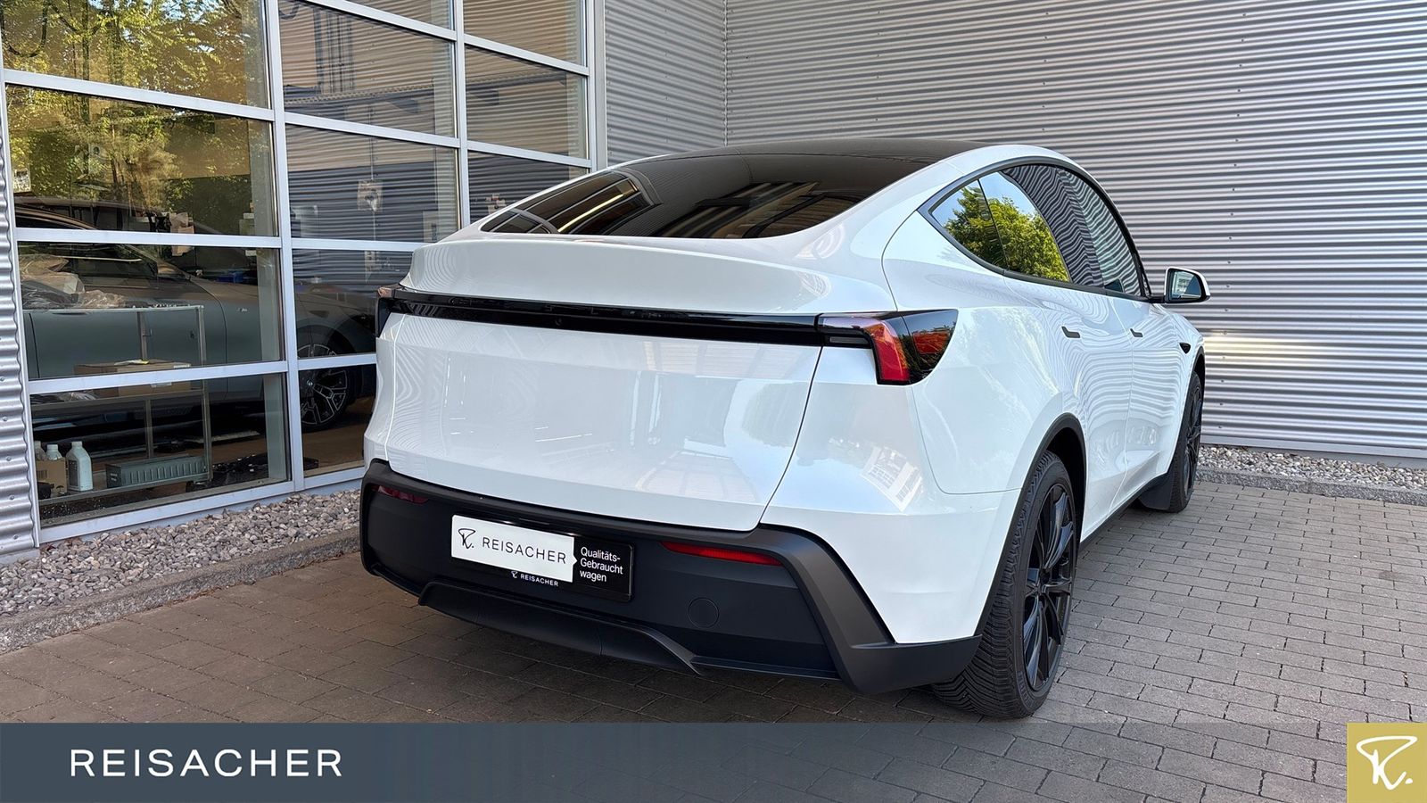 Tesla Model Y RWD