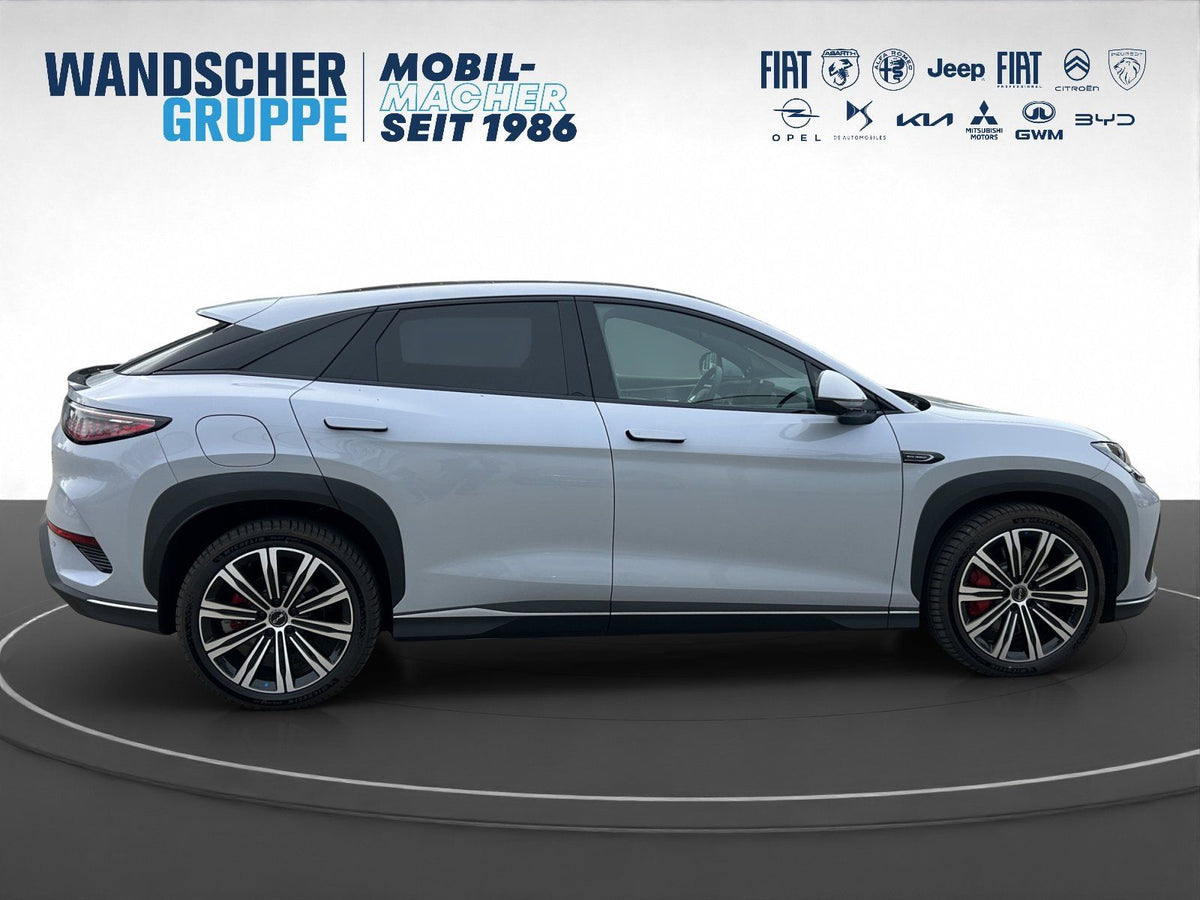 BYD Sealion 7