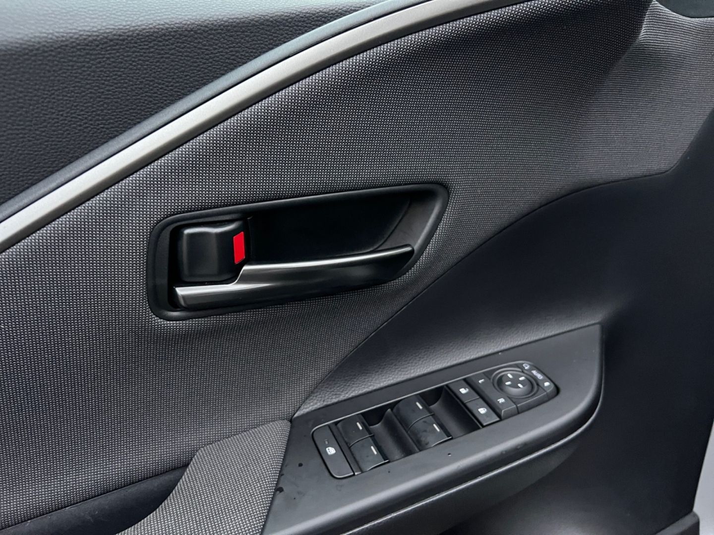 Toyota C-HR 1.8 Hybrid Teamplayer *Technik Paket*CAM*SH