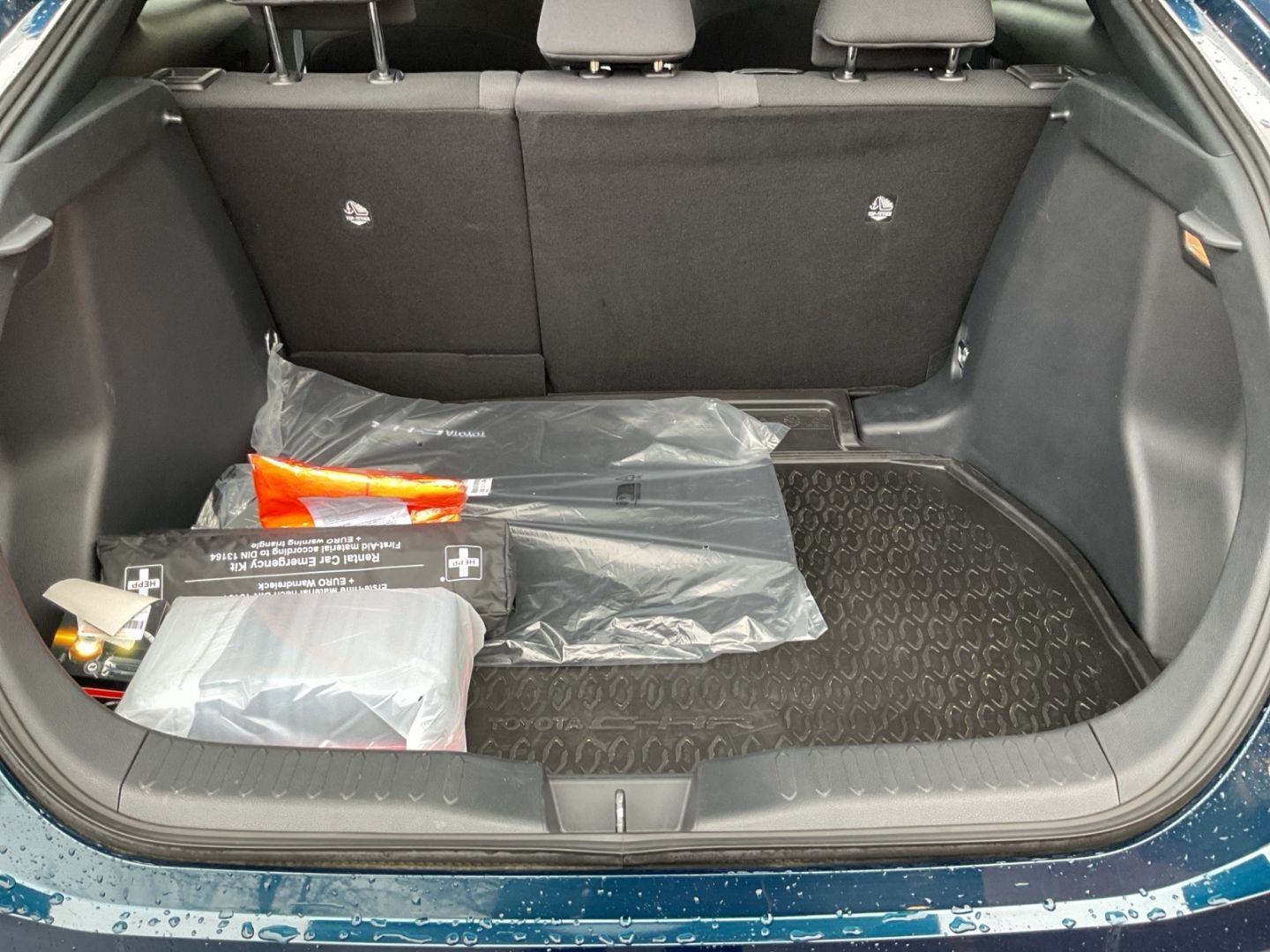 Toyota C-HR 1.8 Hybrid Team D *Technik-Paket*CAM*SHZ*