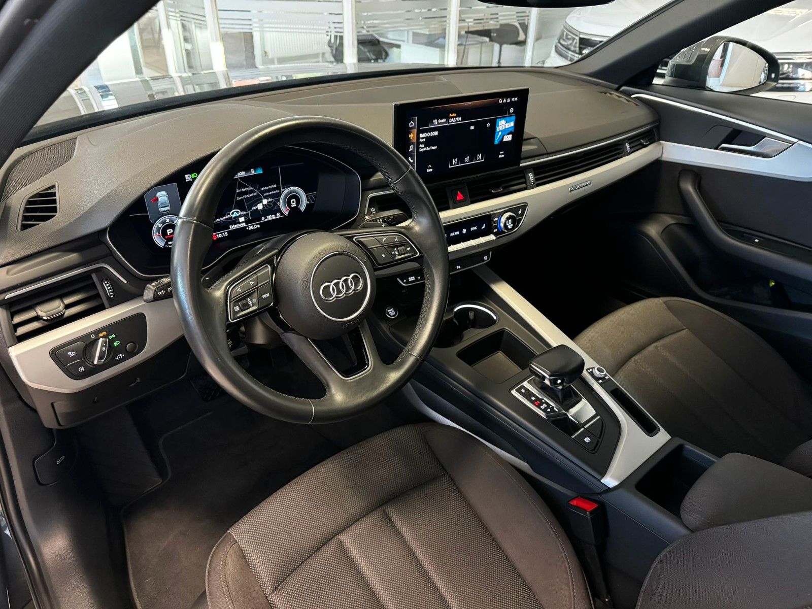 Audi A4 Lim. 40 TDI quattro Black Style - Samsaru's Car Outlet