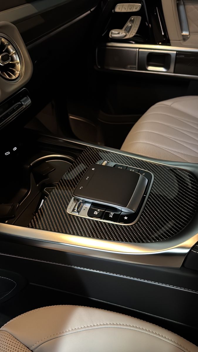 Mercedes-Benz G 63 AMG - Samsaru's Car Outlet