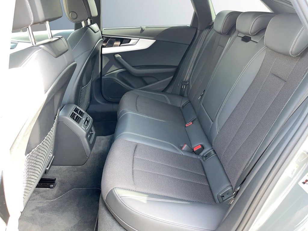 Audi A4 Avant 40 TDI quattro S Line - Samsaru's Car Outlet