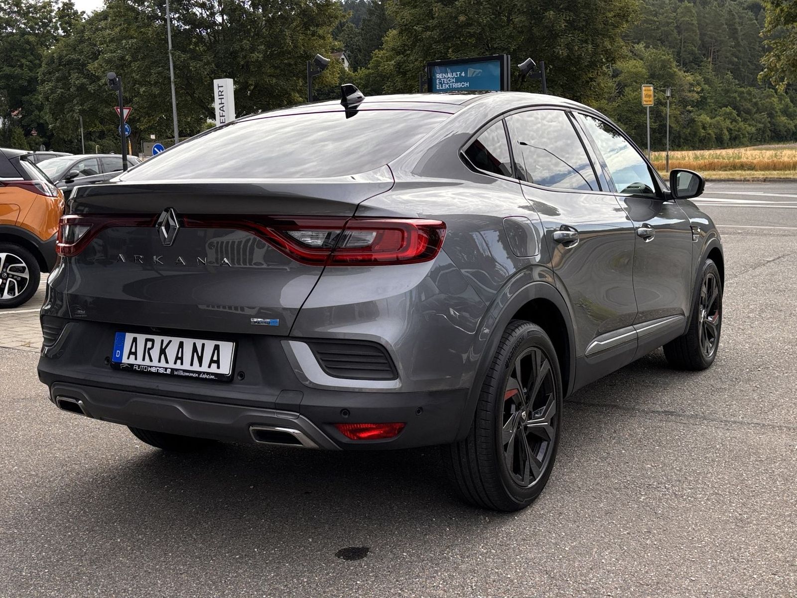 Renault Arkana 1.6 E-TECH Hybrid R.S. Line - Samsaru's Car Outlet