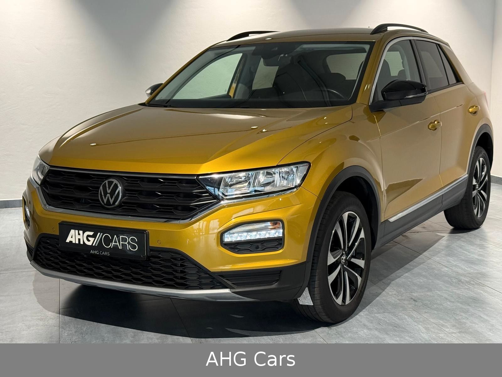 Volkswagen T-Roc Style UNITED 1.0 TSI - Samsaru's Car Outlet