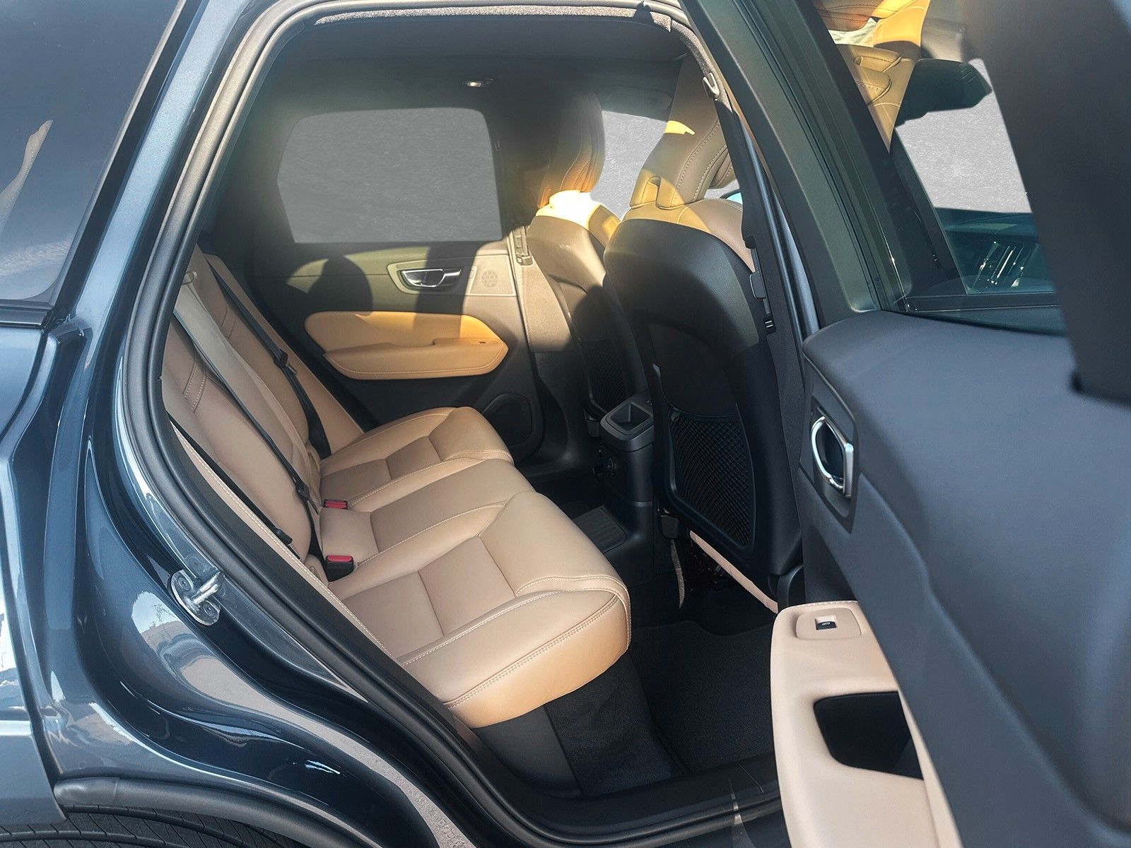 Volvo XC60 T6 AWD Recharge Plus Dark AHK ACC BLIS