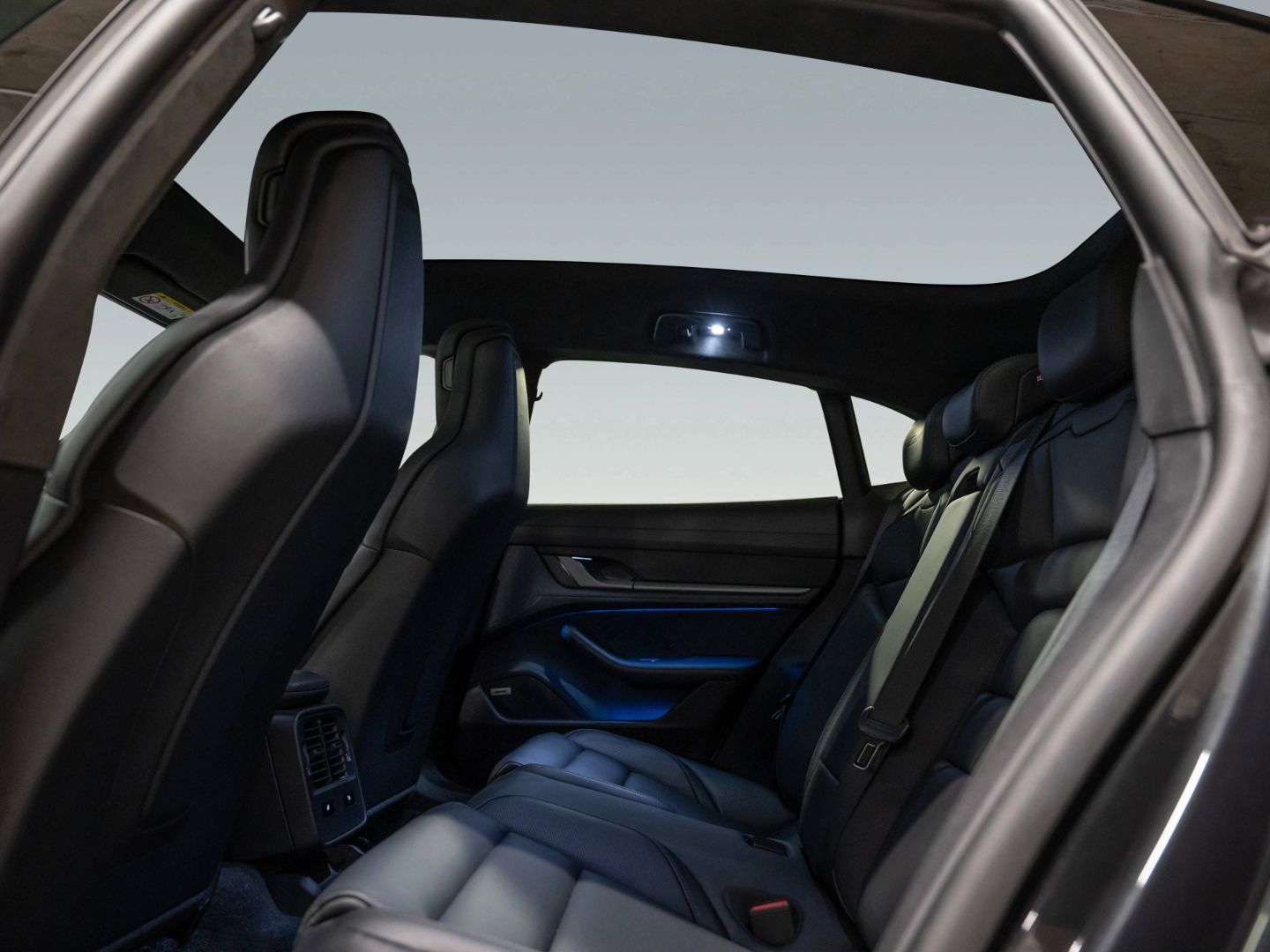 Porsche Taycan Turbo Cross Turismo HeadUp PDCC Wärmepump