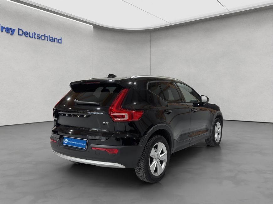 Volvo XC40 B3 B DKG Core *NAVI*CAR PLAY*RFK*