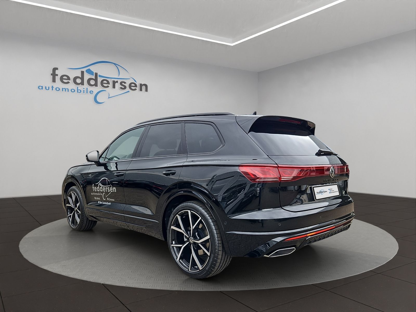 Volkswagen Touareg R-Line Black Style 3.0 TDI 4Motion AHK N