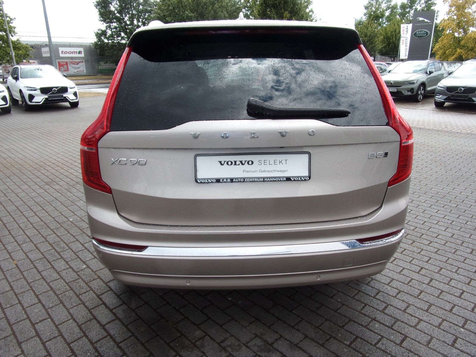 Volvo XC 90 B5 Plus Bright AWD - Samsaru's Car Outlet