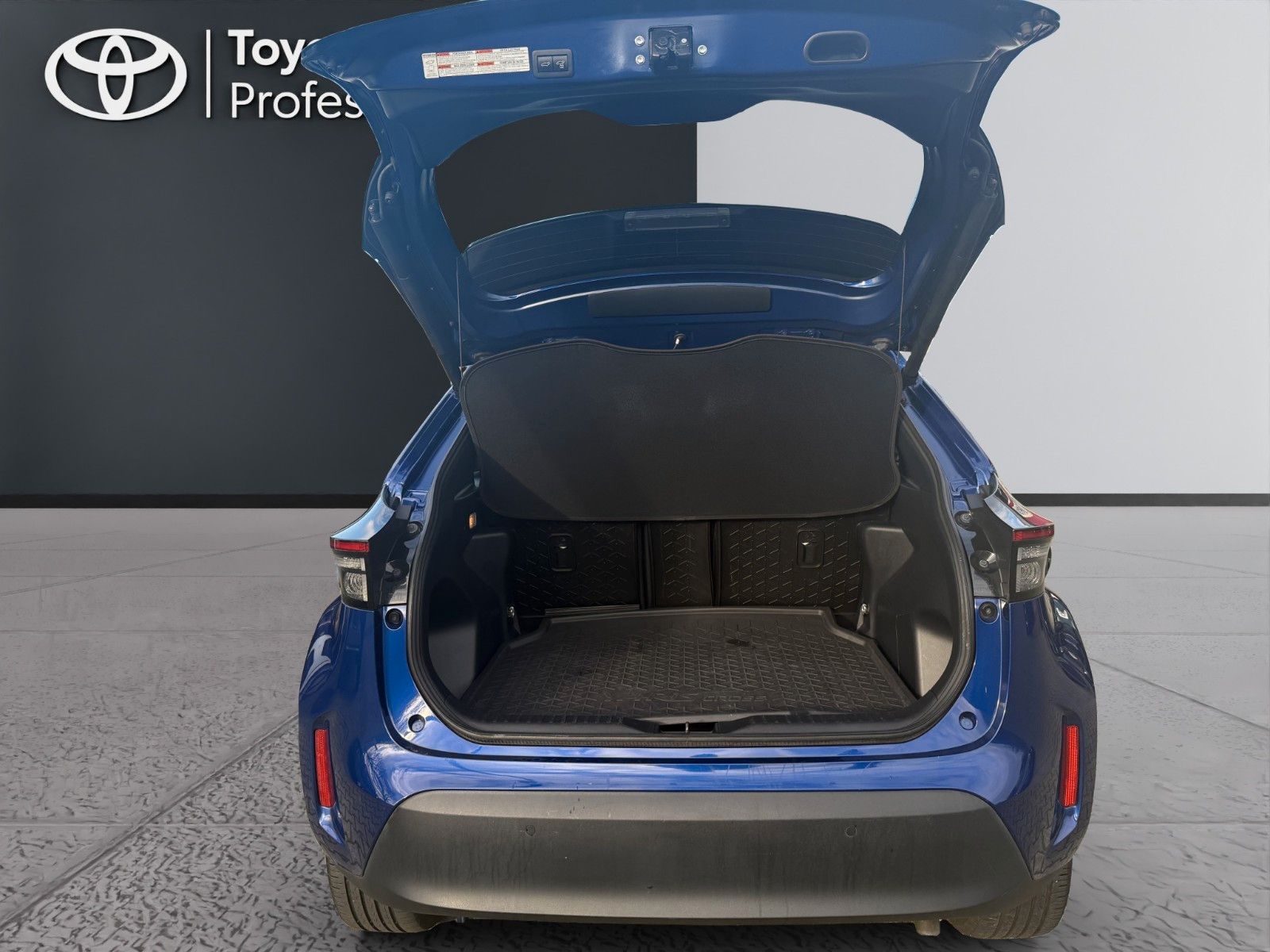 Toyota Yaris Cross Cross Hybrid Team D *ALLE PAKETE*