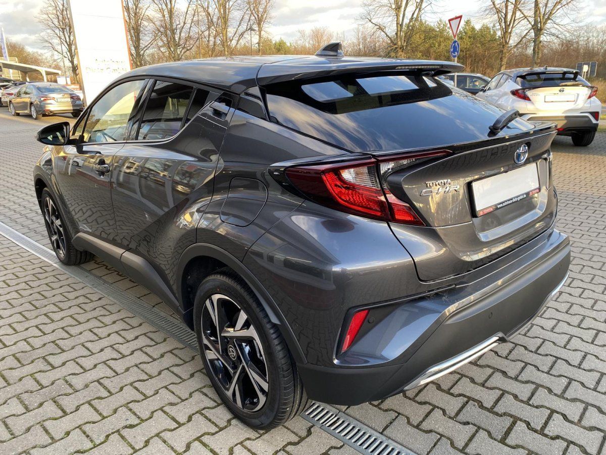 Toyota C-HR 2.0 Hybrid - Samsaru's Car Outlet