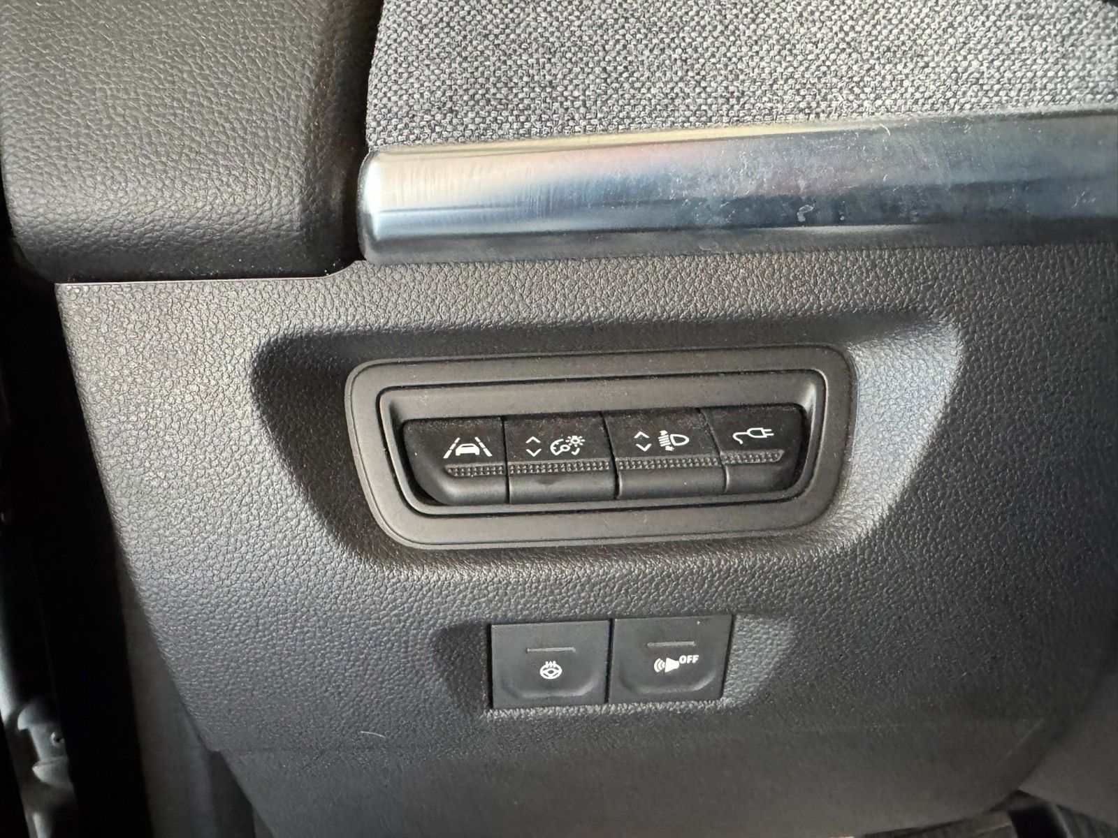Renault ZOE Zoe Intens - Samsaru's Car Outlet