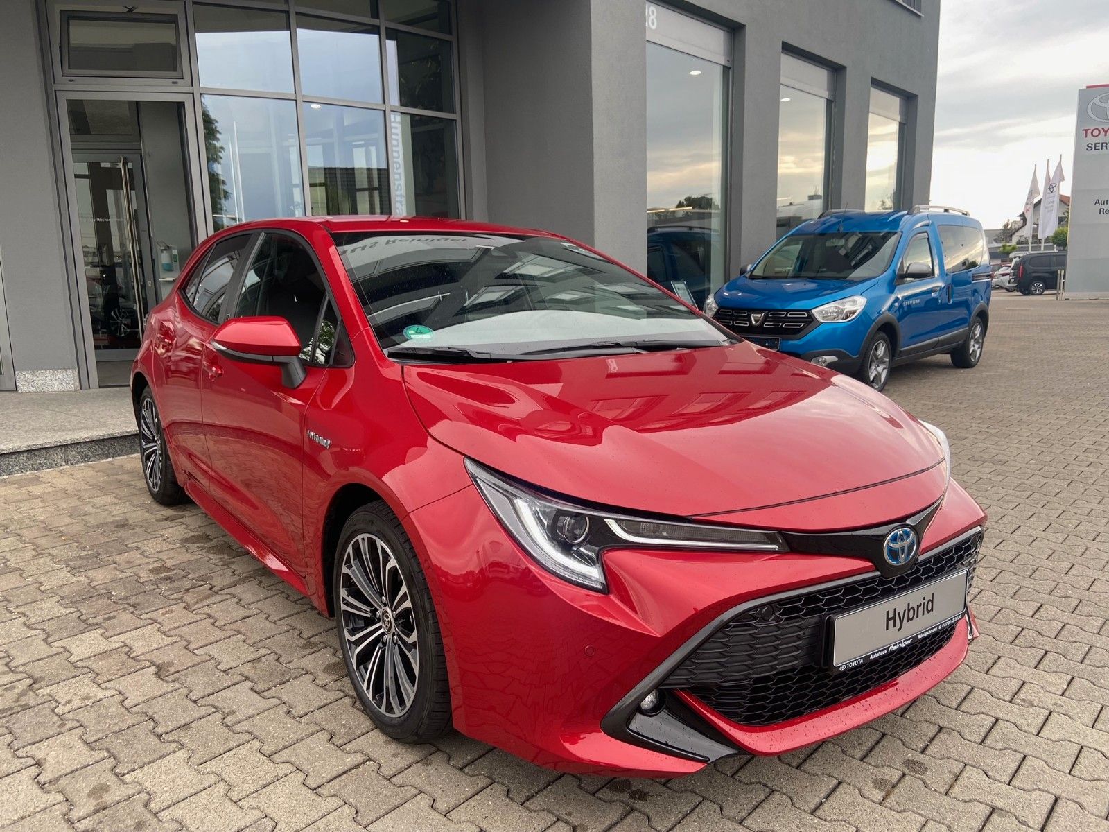Toyota Corolla 2.0 Hybrid - Samsaru's Car Outlet