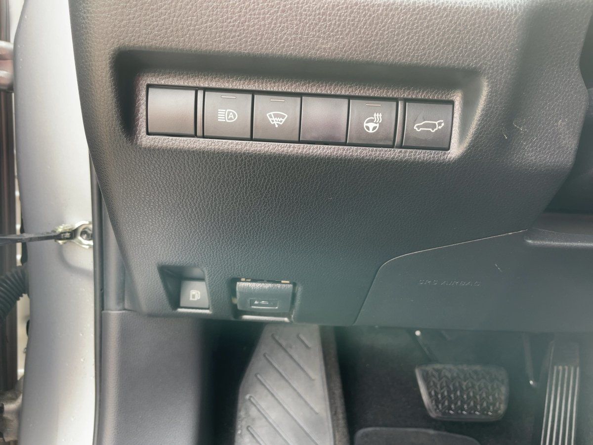 Toyota RAV4 2.5 PlugIn ACC+LED+Navi+SHZ+2xKlima+4xSHZ