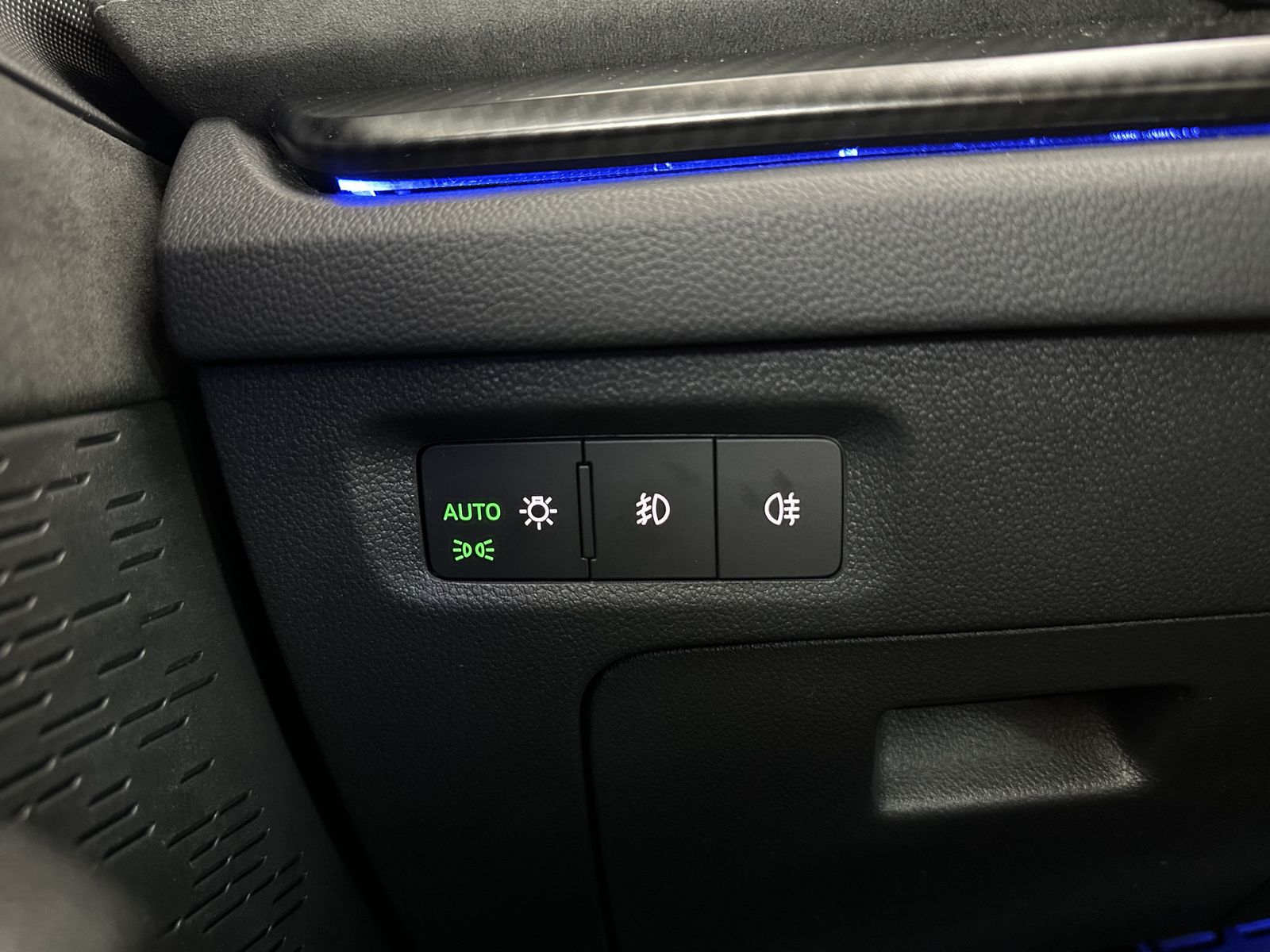 Skoda Octavia Combi RS 4x4 - Samsaru's Car Outlet