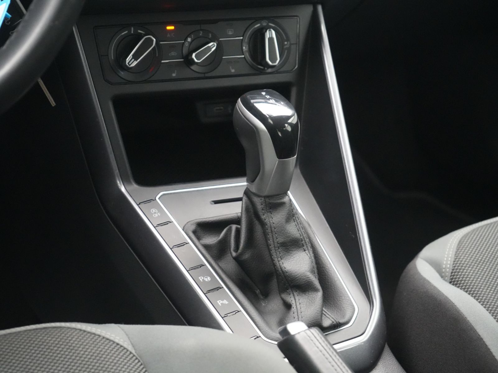 Volkswagen Polo Style DSG - Samsaru's Car Outlet