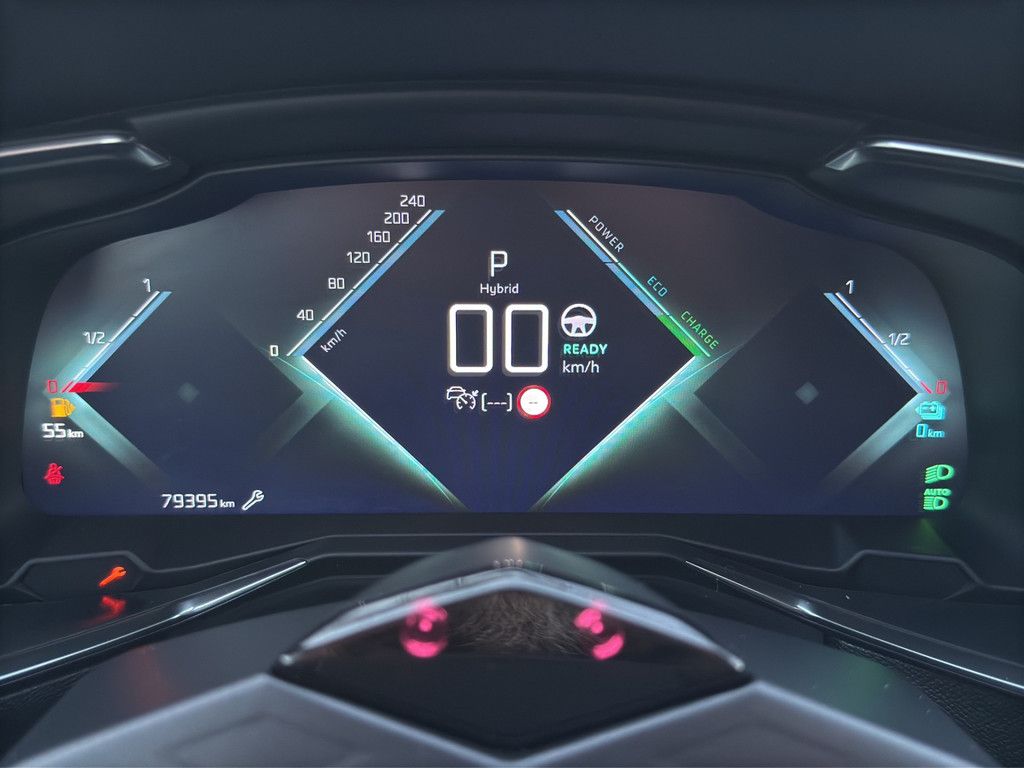 DS Automobiles DS 7 Crossback E-Tense 300 4x4 Perform. Line +