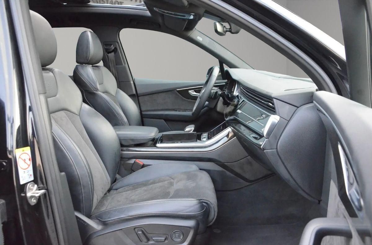 Audi Q7 50 TDI S line STNDHZ 7SITZ PANO AHK B&O LASER
