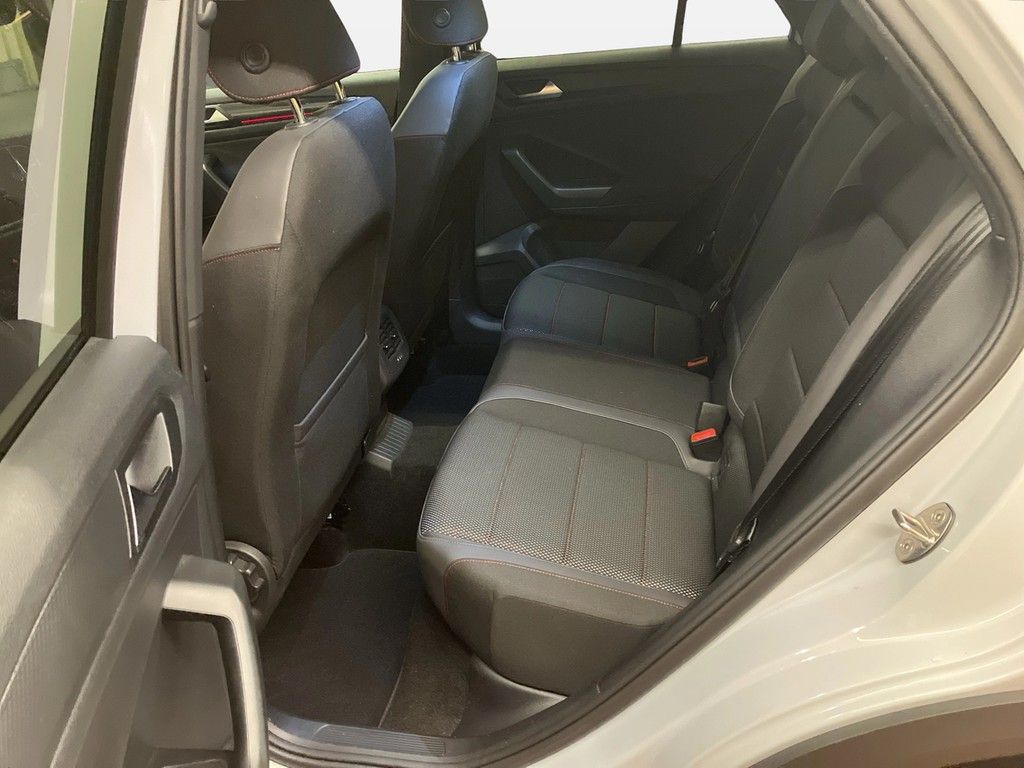 Volkswagen T-Roc 1.5 TSI DSG Sport - Samsaru's Car Outlet