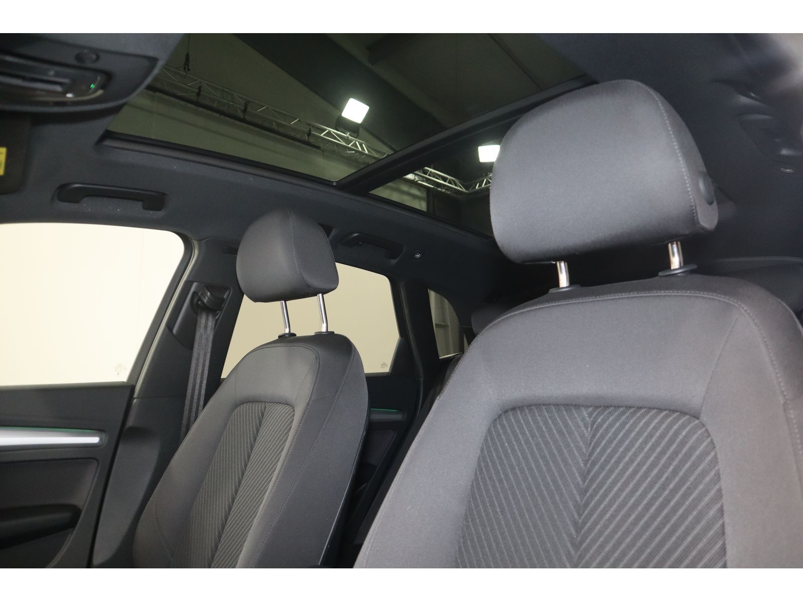 Audi Q5 40 TDI quattro S line - Samsaru's Car Outlet