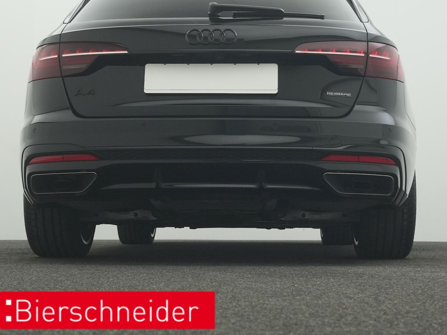 Audi A4 Av. 40 TFSI S-tronic qu s-line BLACK EDITION