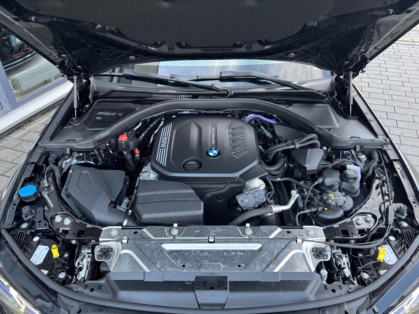 BMW 320 d xDriv Tou M Sport PRO ACC+°el.M Sitze°AHK