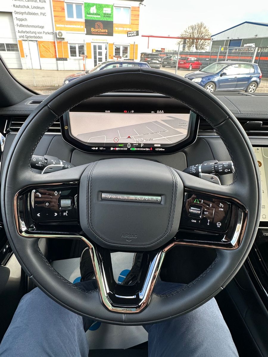 Range Rover Sport Dynamic SE Hybrid - Samsaru's Car Outlet
