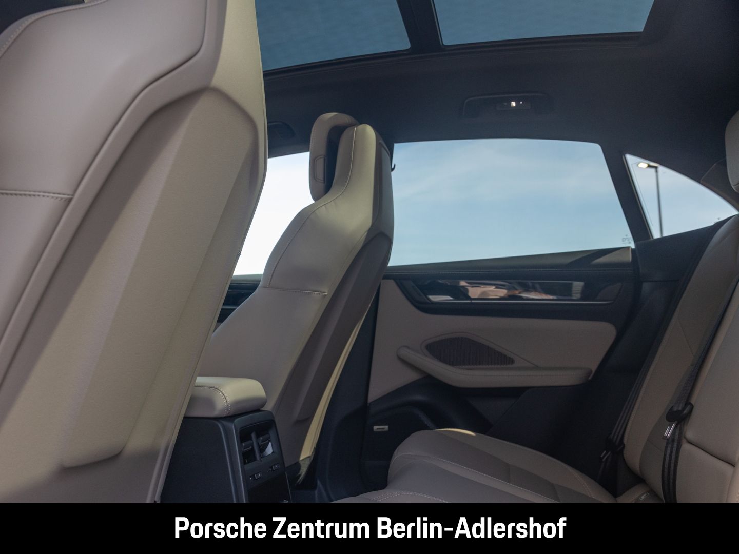 Porsche Macan 4 BOSE Panoramadach LED-Matrix