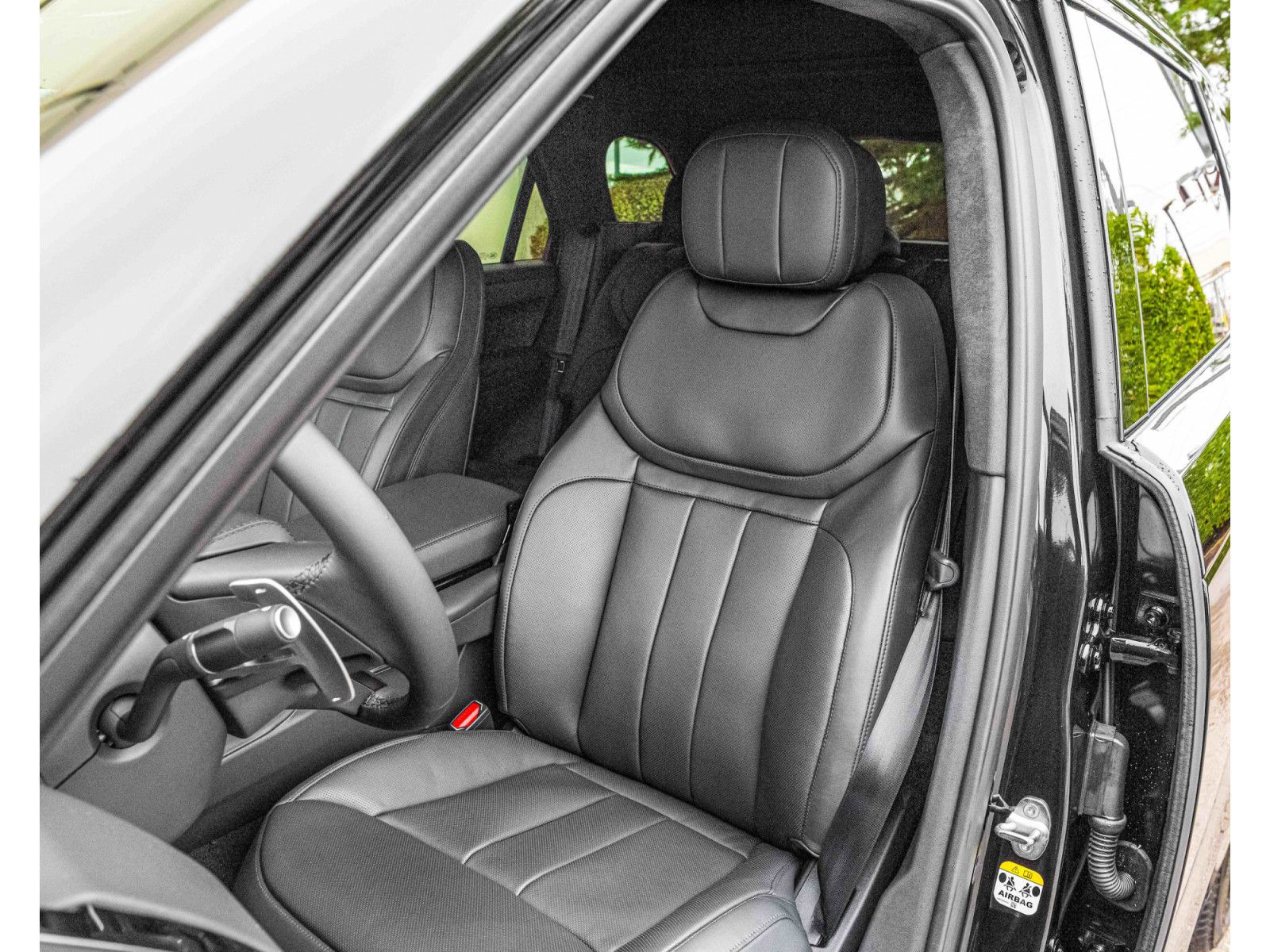 Range Rover Sport P530 V8 FIRST EDITION BLACK - Samsaru's Car Outlet