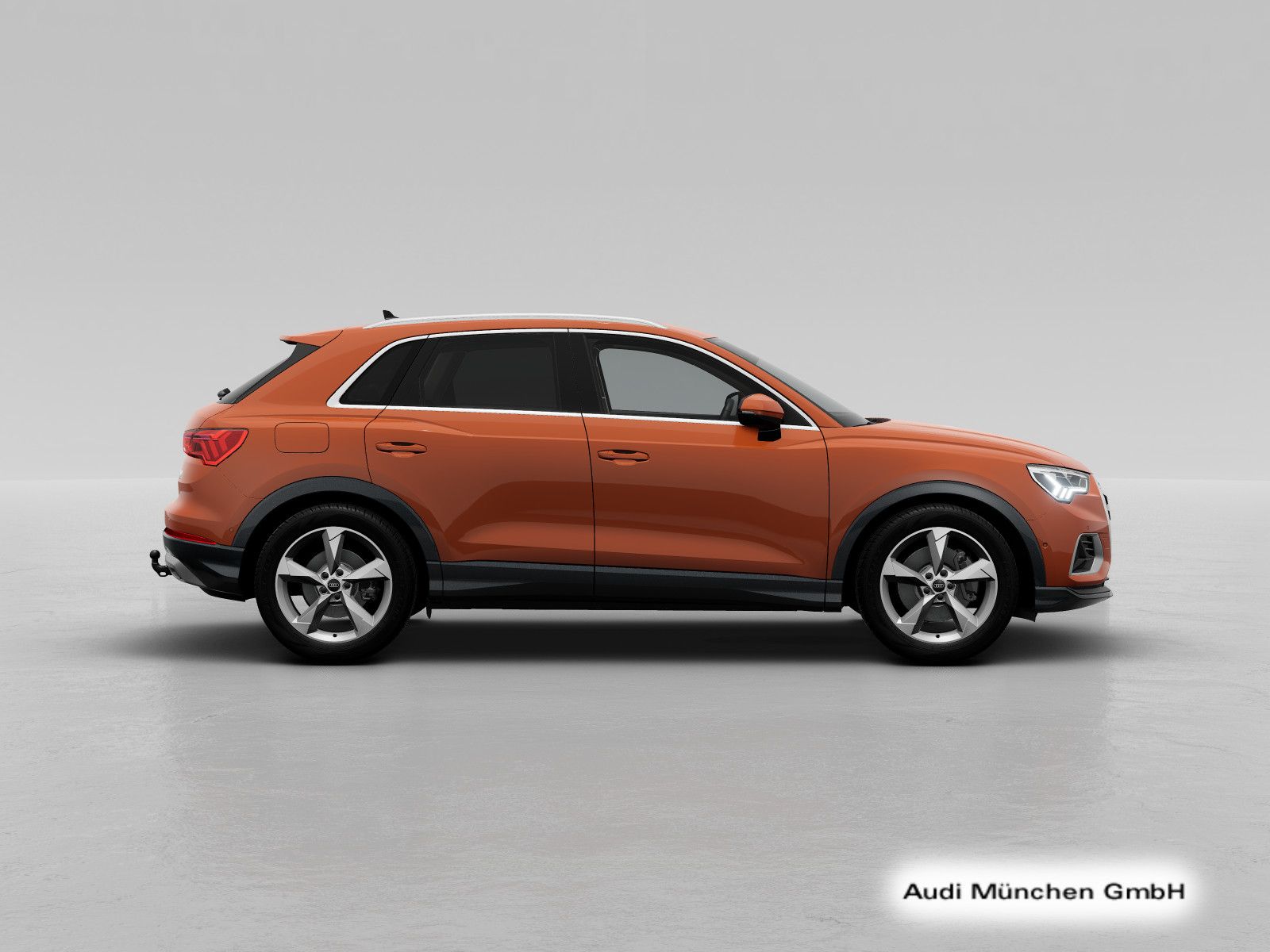 Audi Q3 40 TFSI qu. S tronic advanced - Samsaru's Car Outlet