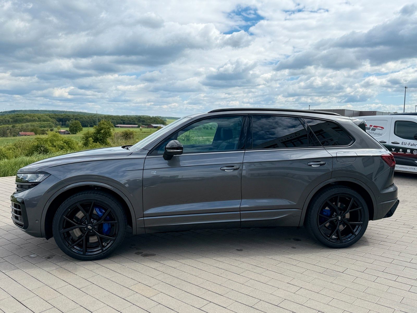 Volkswagen Touareg R eHYBRID+FINAL EDITION+AHK+PANO