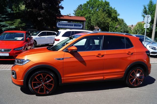 Volkswagen T-Cross R line - Samsaru's Car Outlet