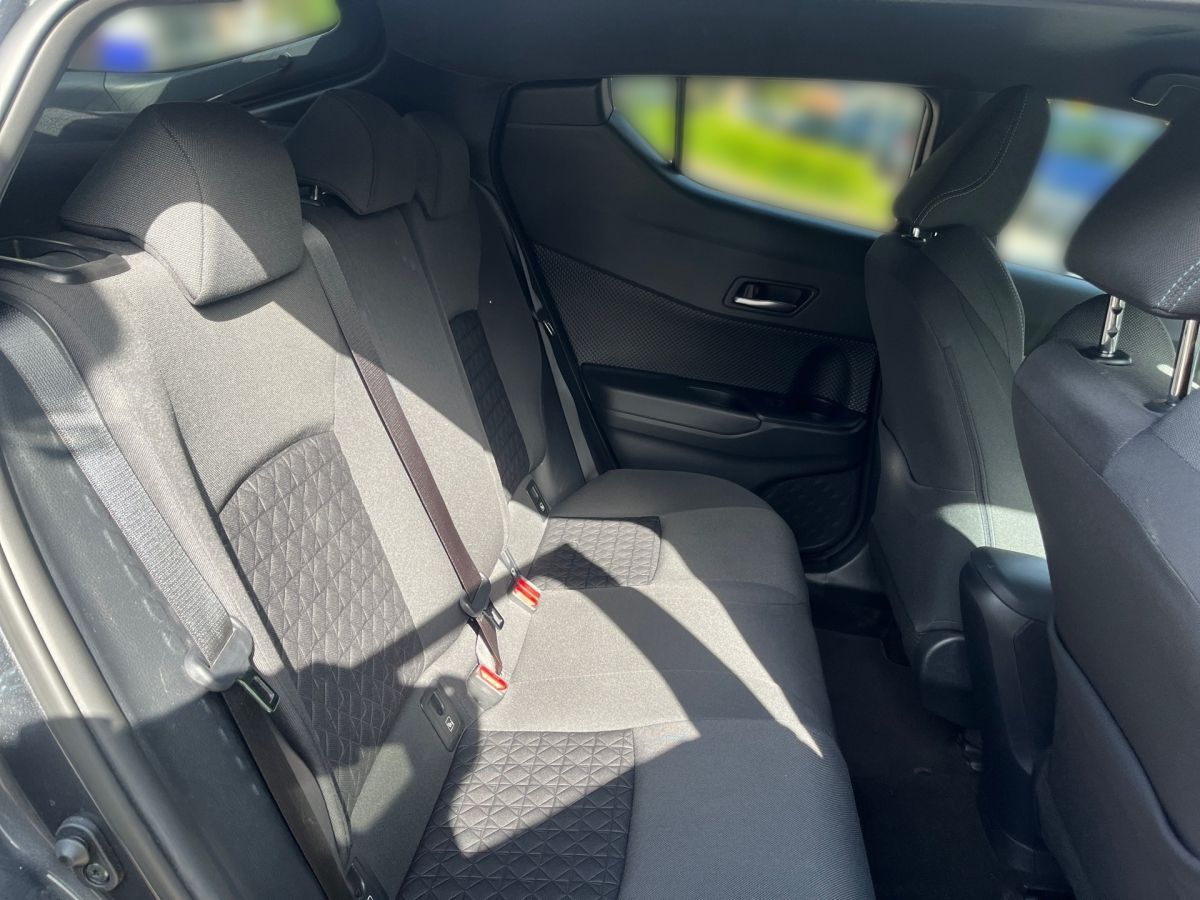 Toyota C-HR 2.0 Team - Samsaru's Car Outlet