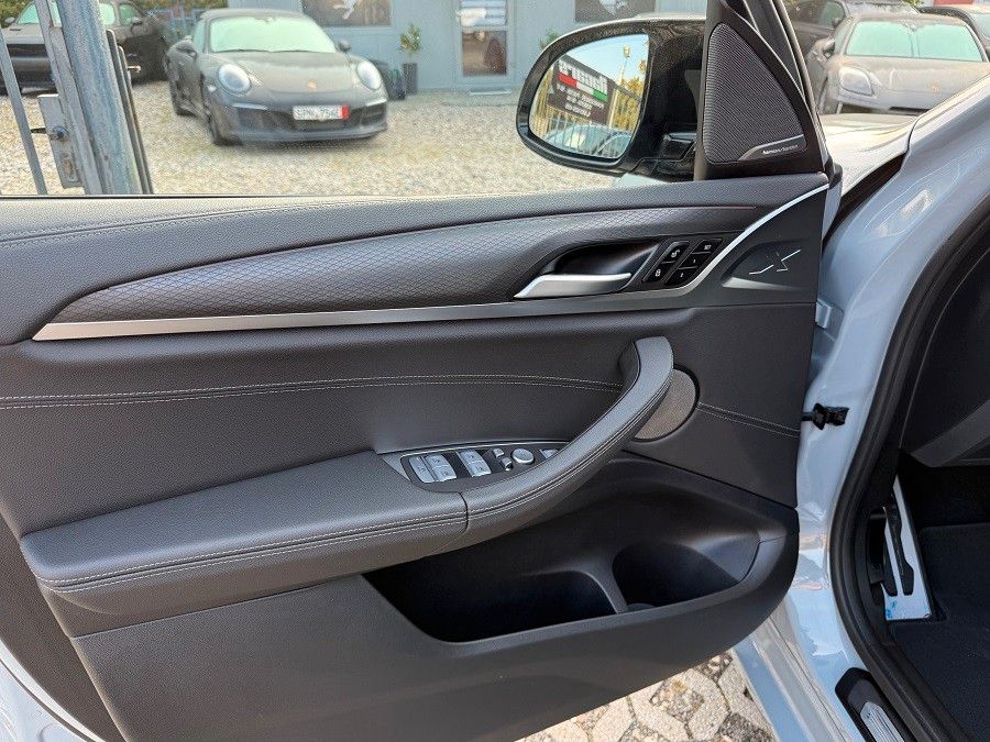 BMW X3 xDrive 20d M Sport Sitzbelüftung Laser Kam360